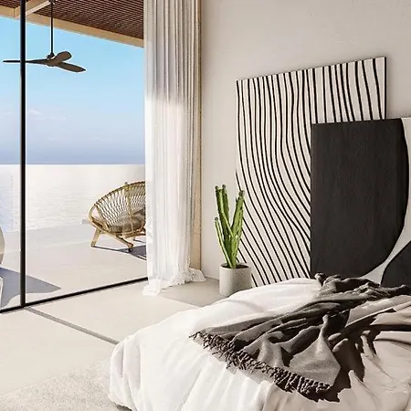 Ellysian Shores Beachfront Villa *