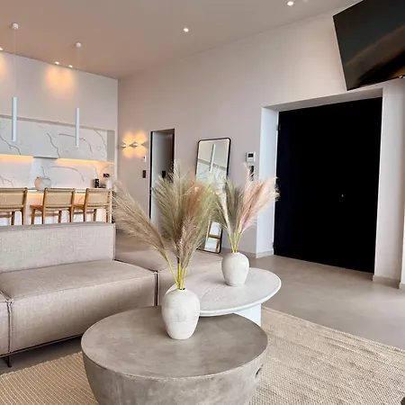 Ellysian Shores Beachfront Villa Glyfa